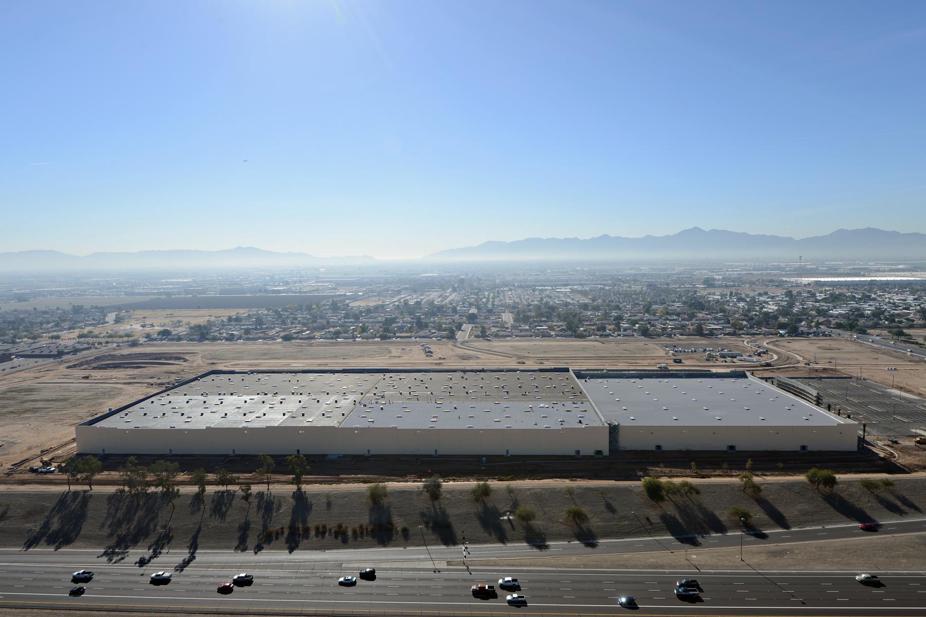 Living Spaces Furniture Showroom & Distribution Center Ryan Companies